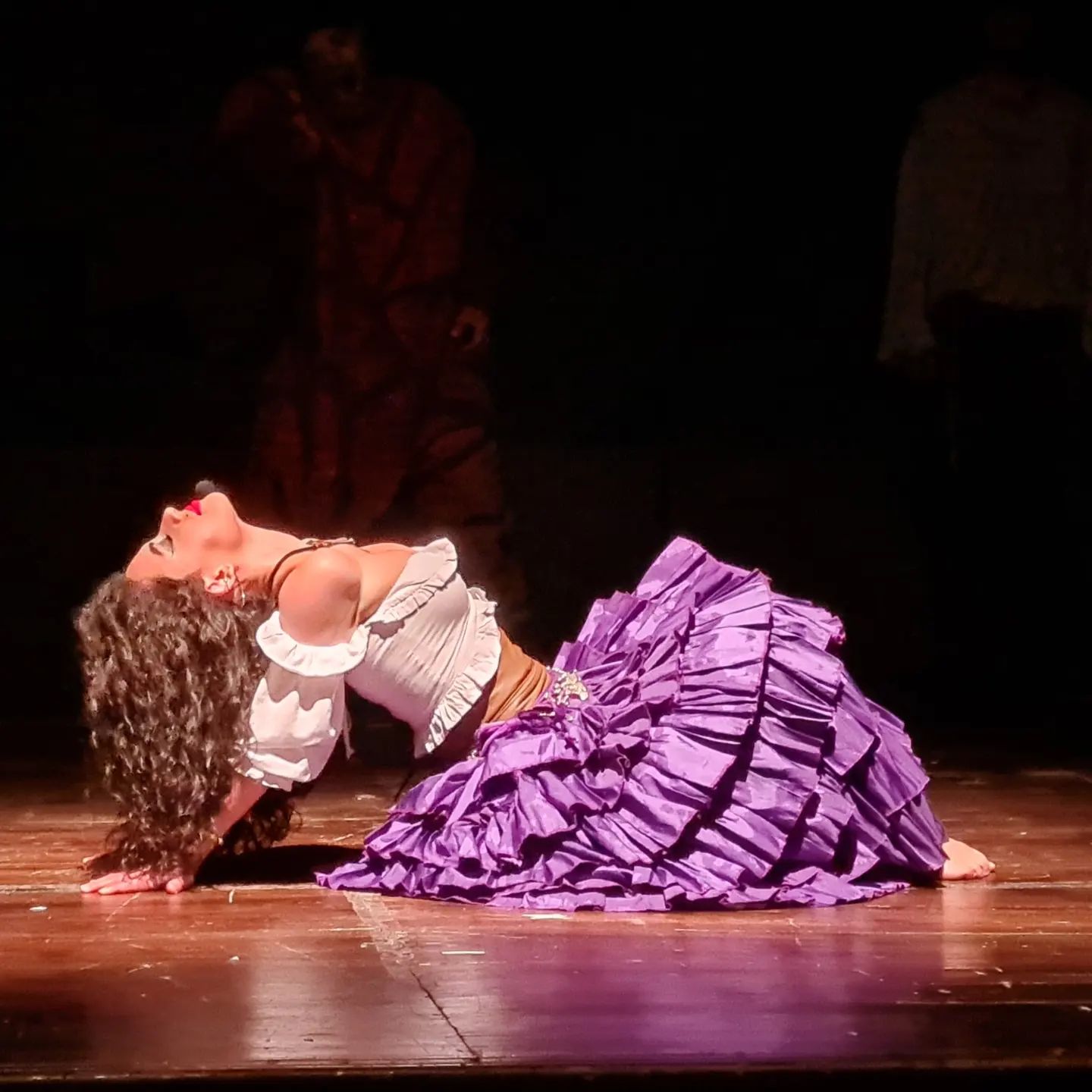 Notre dame ın kamburu müzikalinden kesitler